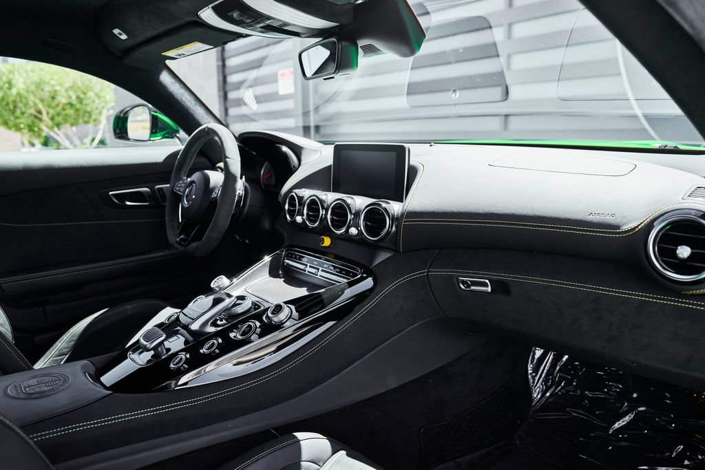 Used 2018 Mercedes-Benz AMG GT R image 46