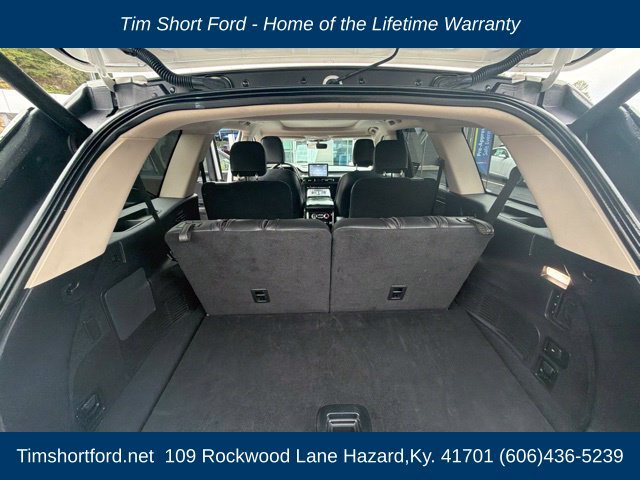 Used 2023 Lincoln Aviator AWD w/ Premium Package image 17
