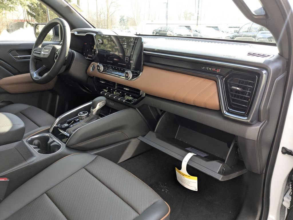 New 2025 GMC Canyon AT4 w/ Technology Plus Package AWD/4WD image 28
