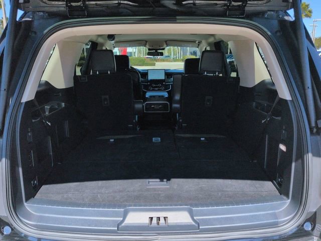 Used 2024 Ford Expedition XLT image 13