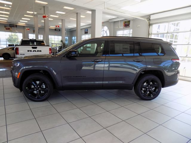 New 2026 Jeep Grand Cherokee L Limited AWD/4WD image 4