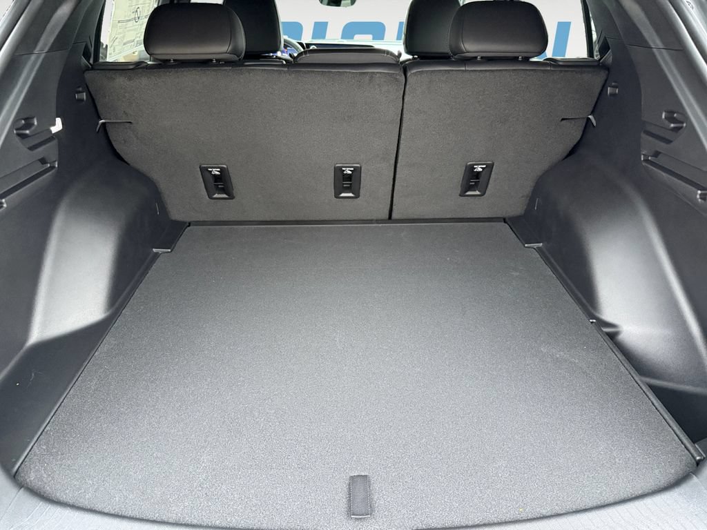 New 2026 Chevrolet Equinox EV LT w/ Convenience Package II AWD/4WD image 16