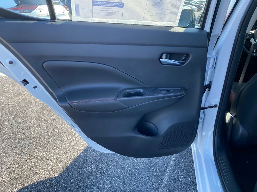 New 2025 Nissan Versa SR w/ Trunk Package image 15