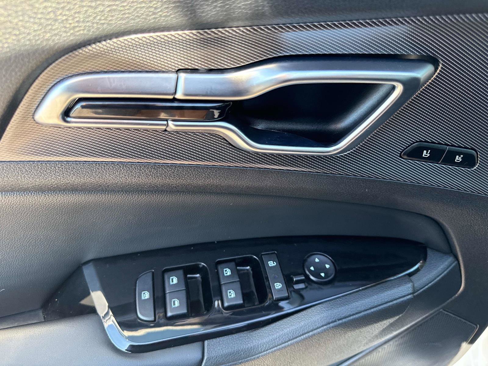 Used 2023 Kia Sportage SX image 21
