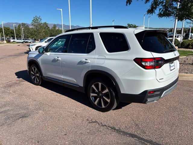Certified 2025 Honda Pilot Touring image 30