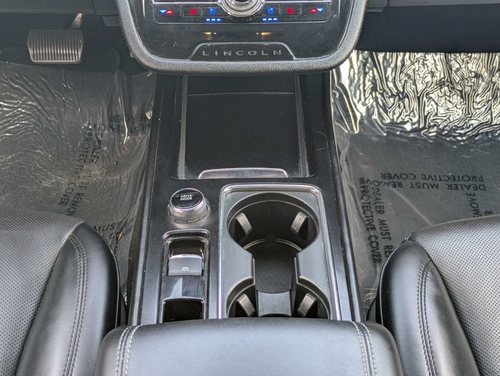 Used 2022 Lincoln Corsair AWD w/ Premium Package image 21