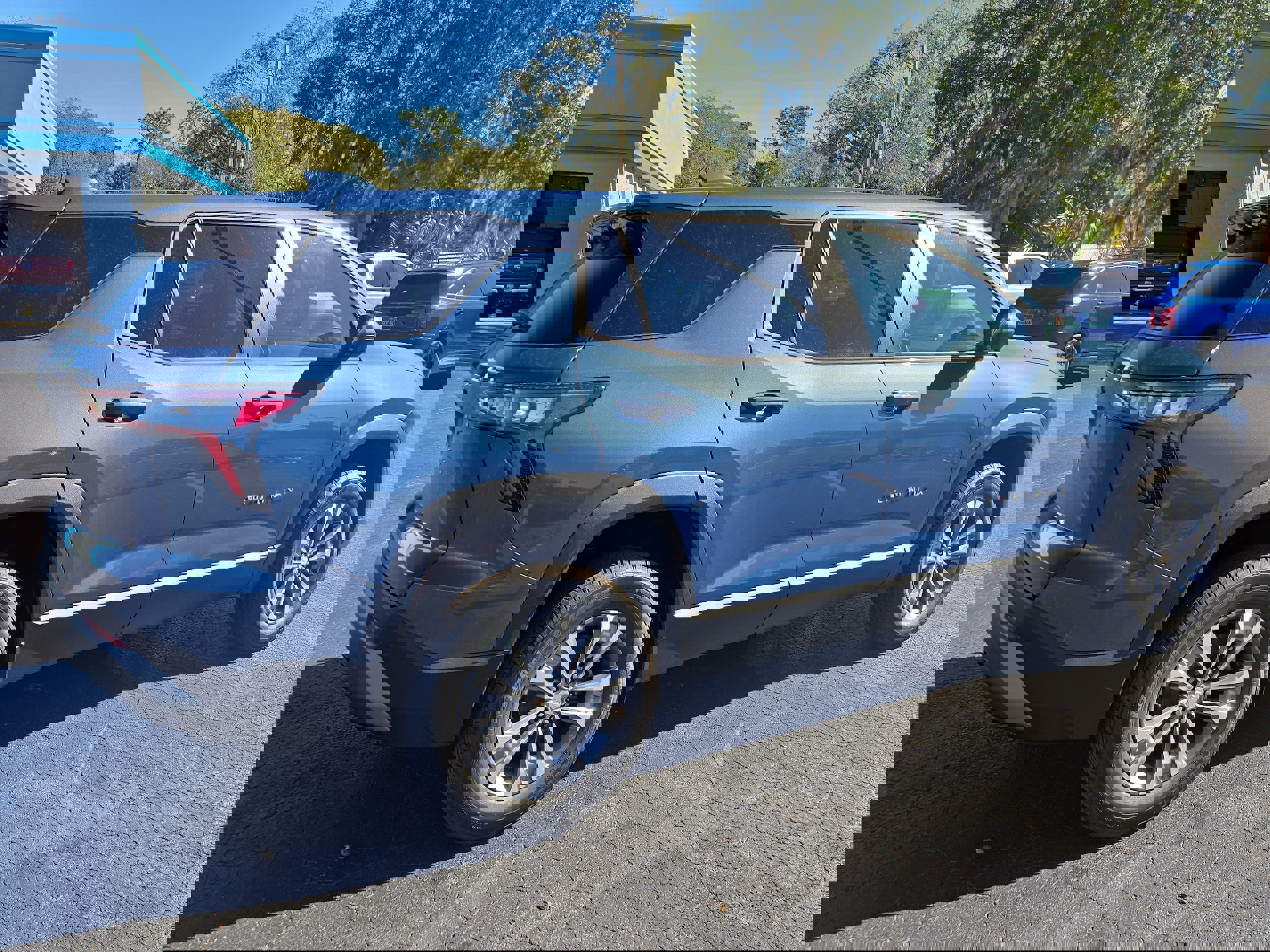 New 2026 Chevrolet Equinox LT w/ Convenience Package II image 4