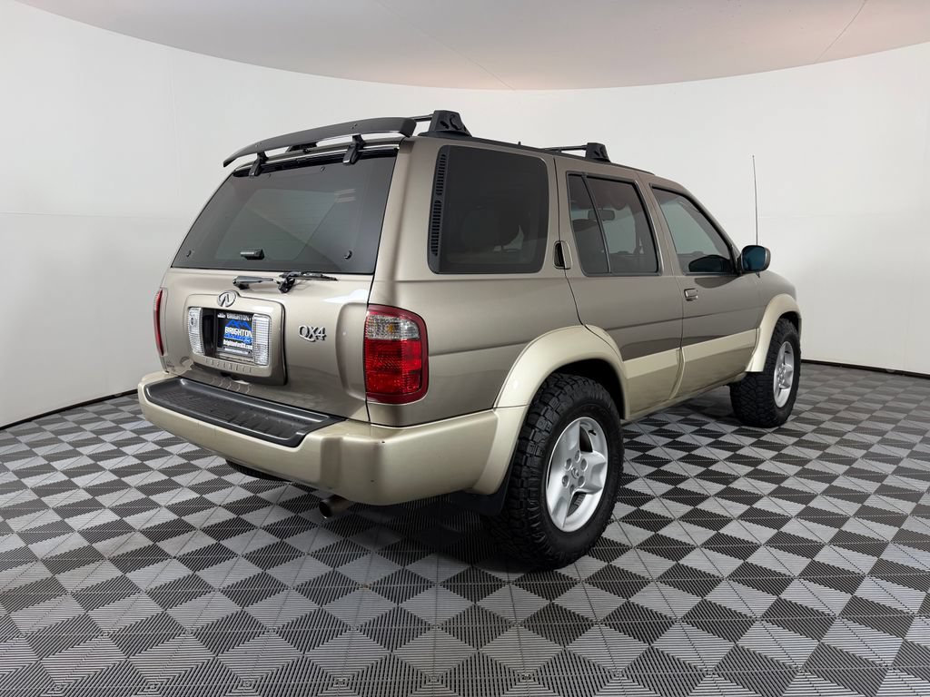 Used 2002 INFINITI QX4 4WD w/ (X03) Heated Seats Pkg image 3