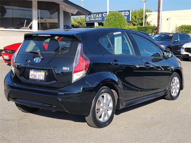 Used 2017 Toyota Prius C Two image 4