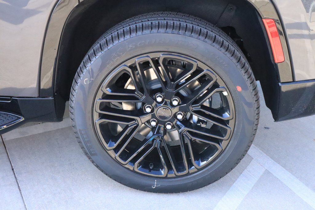 New 2025 Jeep Wagoneer Series II image 22