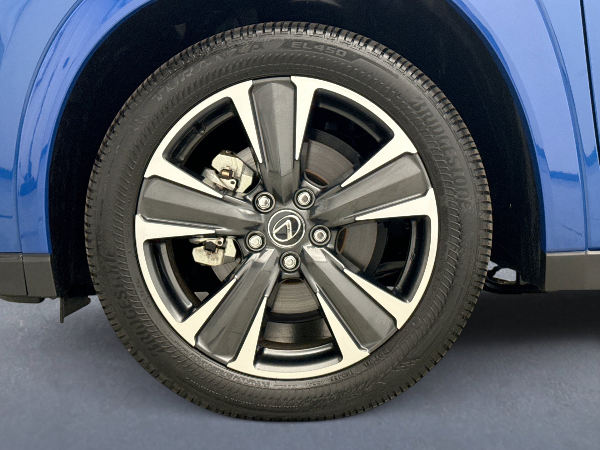 Used 2025 Lexus UX 300h AWD w/ Accessory Package (Z1) image 25