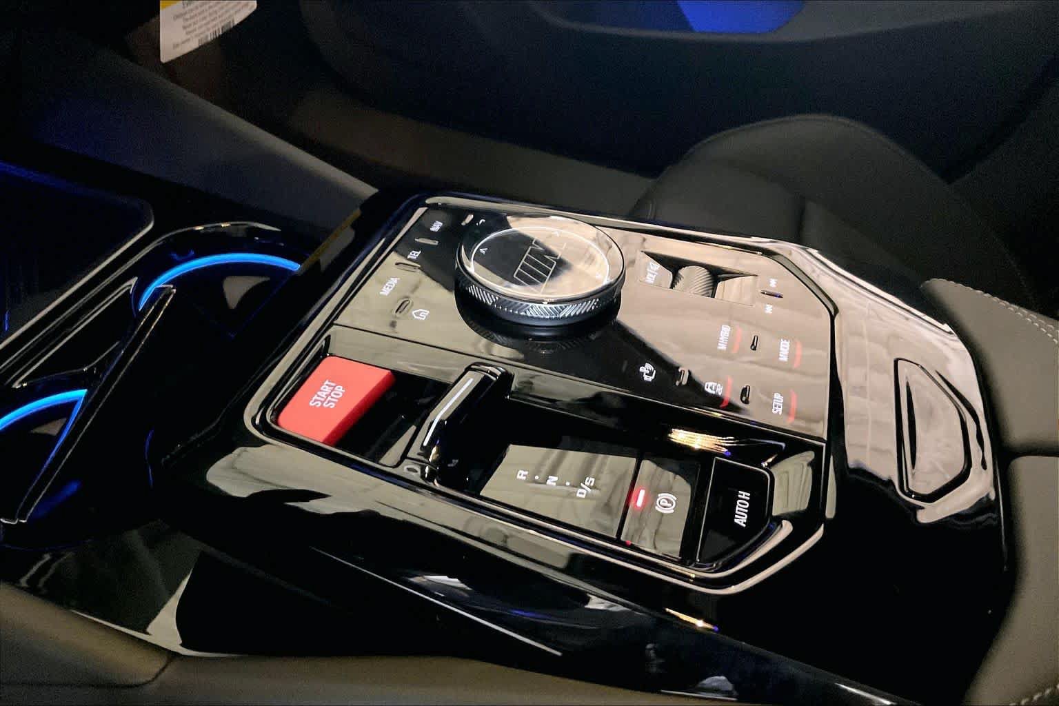 New 2027 BMW M5 Touring AWD/4WD image 7