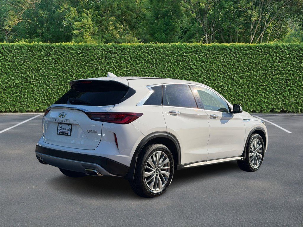 Used 2025 INFINITI QX50 Pure AWD/4WD image 3