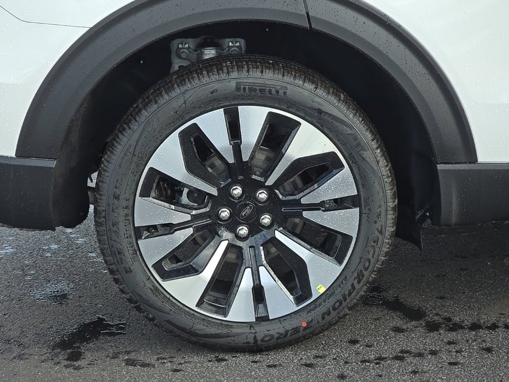 New 2026 Ford Explorer Platinum image 57