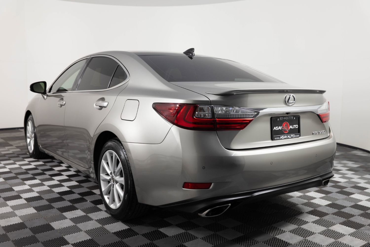Used 2018 Lexus ES 350 w/ Navigation System Package FWD image 5