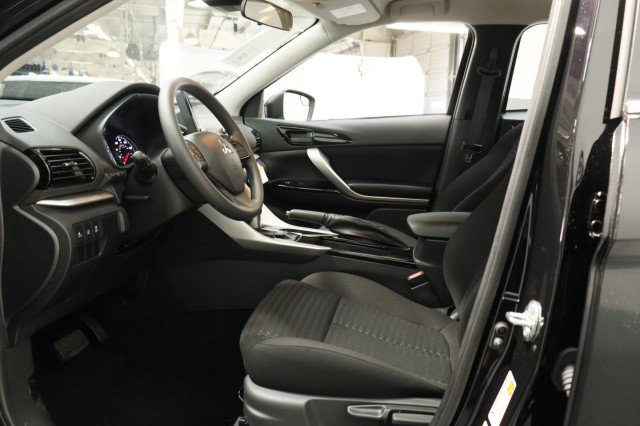 New 2026 Mitsubishi Eclipse Cross LE AWD/4WD image 6
