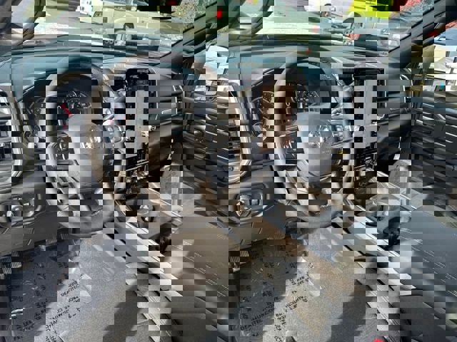 New 2026 RAM 2500 Big Horn AWD/4WD image 14