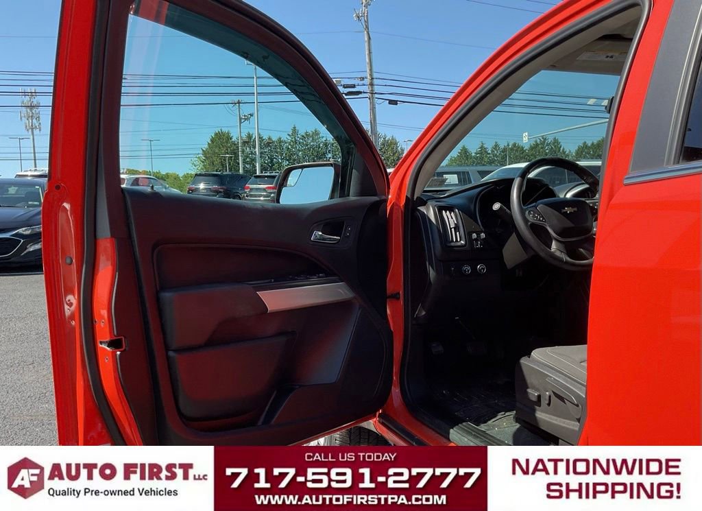 Used 2019 Chevrolet Colorado LT w/ LT Convenience Package AWD/4WD image 9