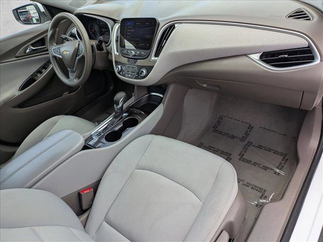 Used 2022 Chevrolet Malibu LT FWD image 21