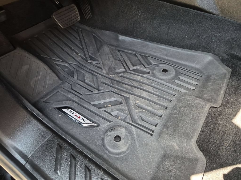 Used 2025 GMC Canyon AT4 AWD/4WD image 27