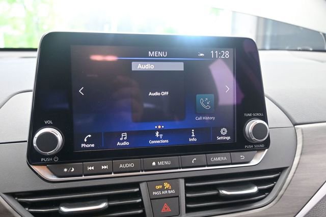 Used 2025 Nissan Altima 2.5 SV FWD image 10