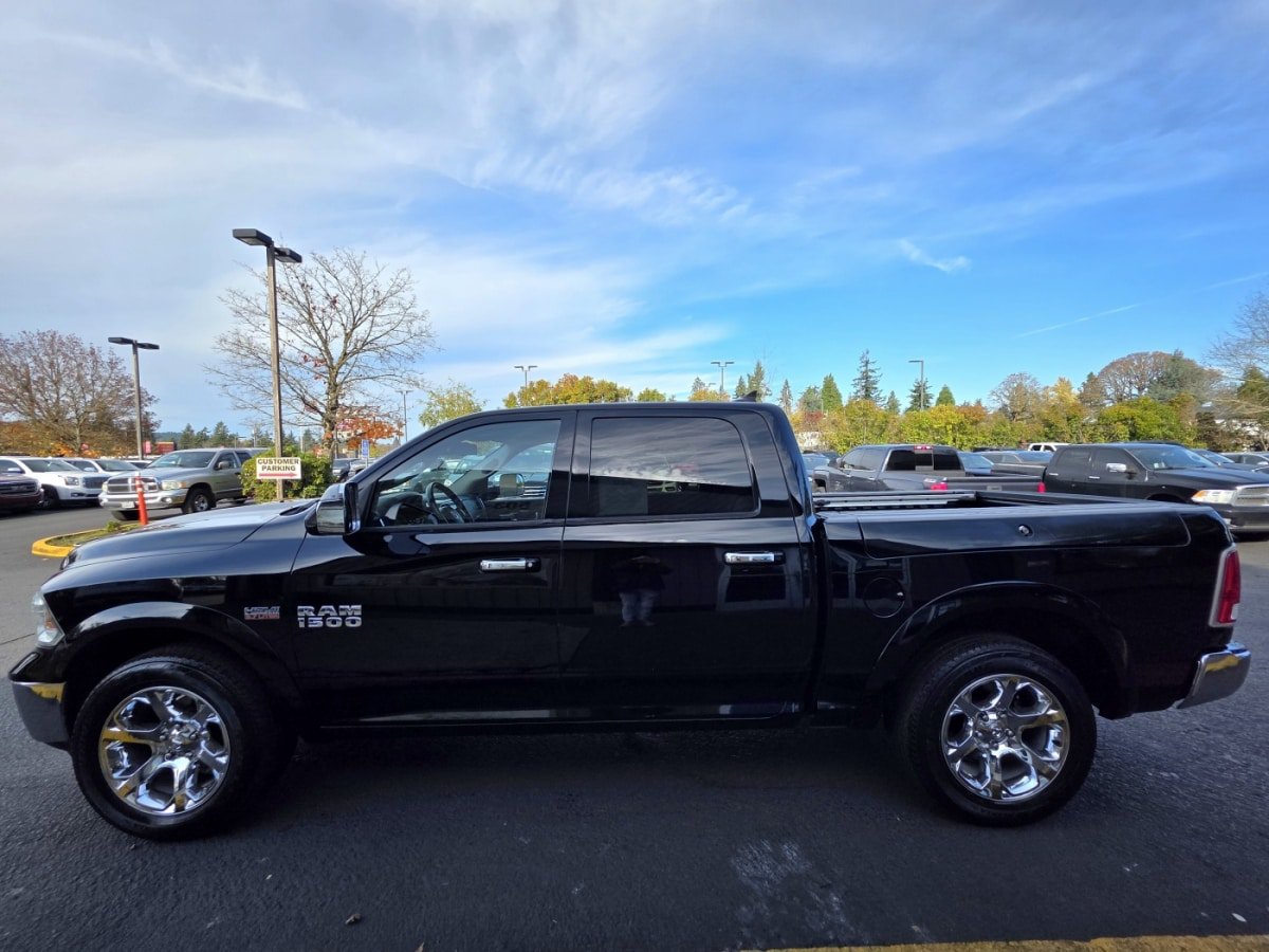 Used 2014 RAM 1500 Laramie AWD/4WD image 3