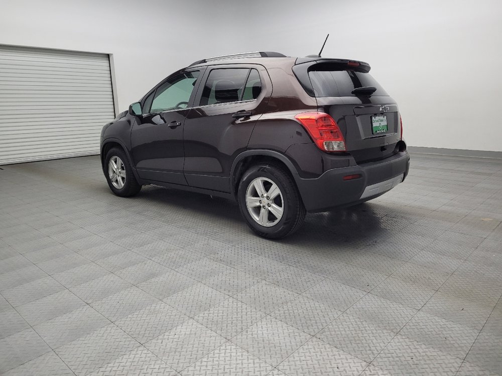 Used 2015 Chevrolet Trax LT w/ LT Sun and Sound Package image 5