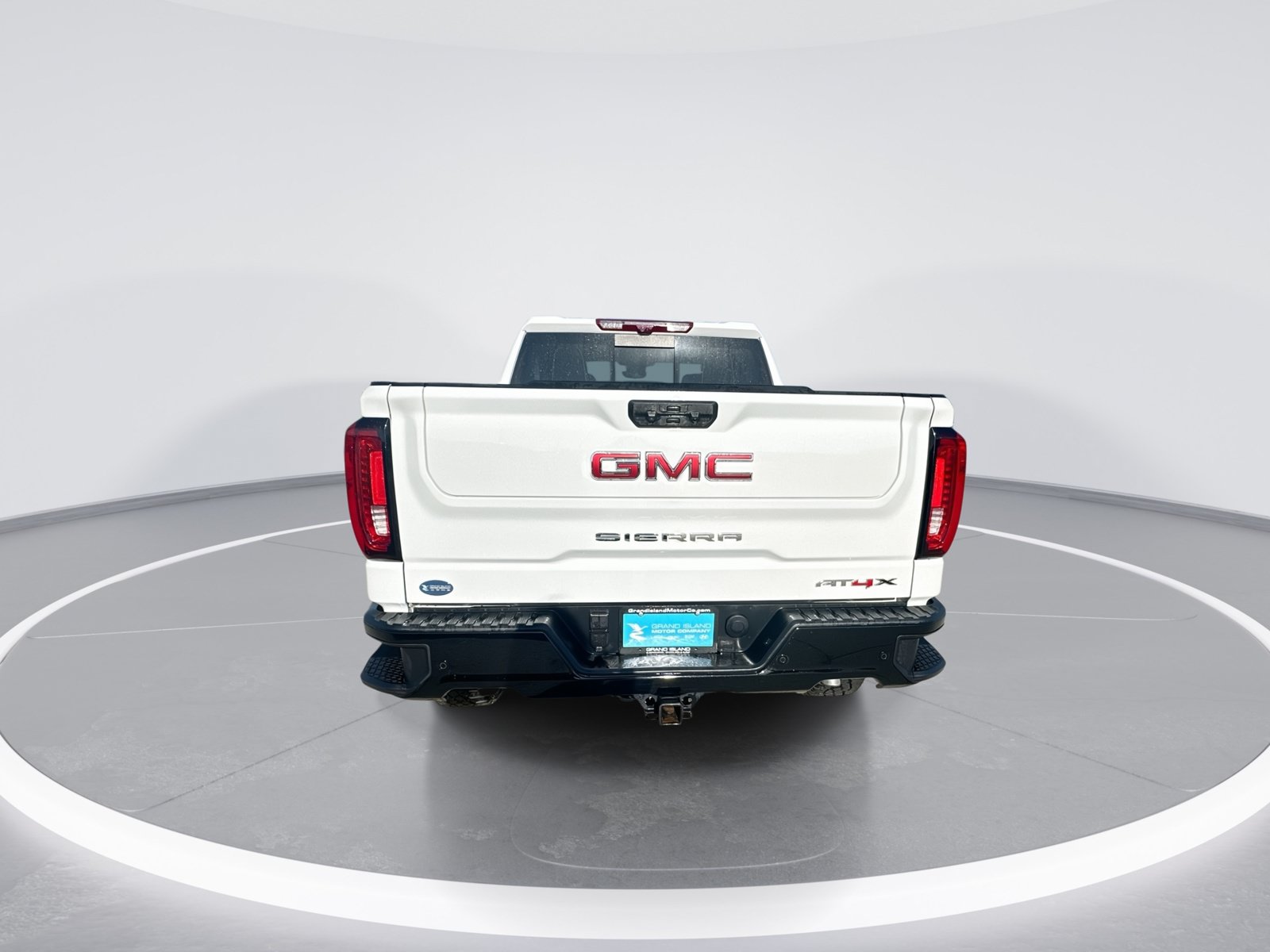 Used 2024 GMC Sierra 1500 AT4X AWD/4WD image 7