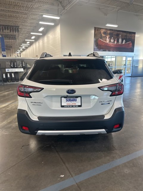 New 2025 Subaru Outback Touring w/ Popular Package #2 image 7