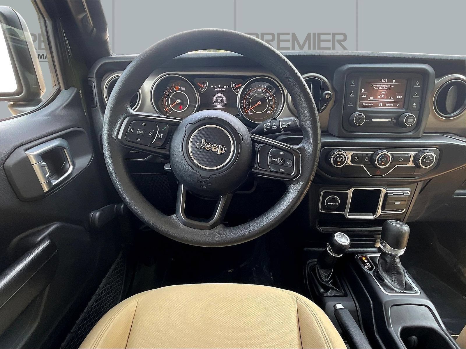 Used 2020 Jeep Wrangler Sport AWD/4WD image 10