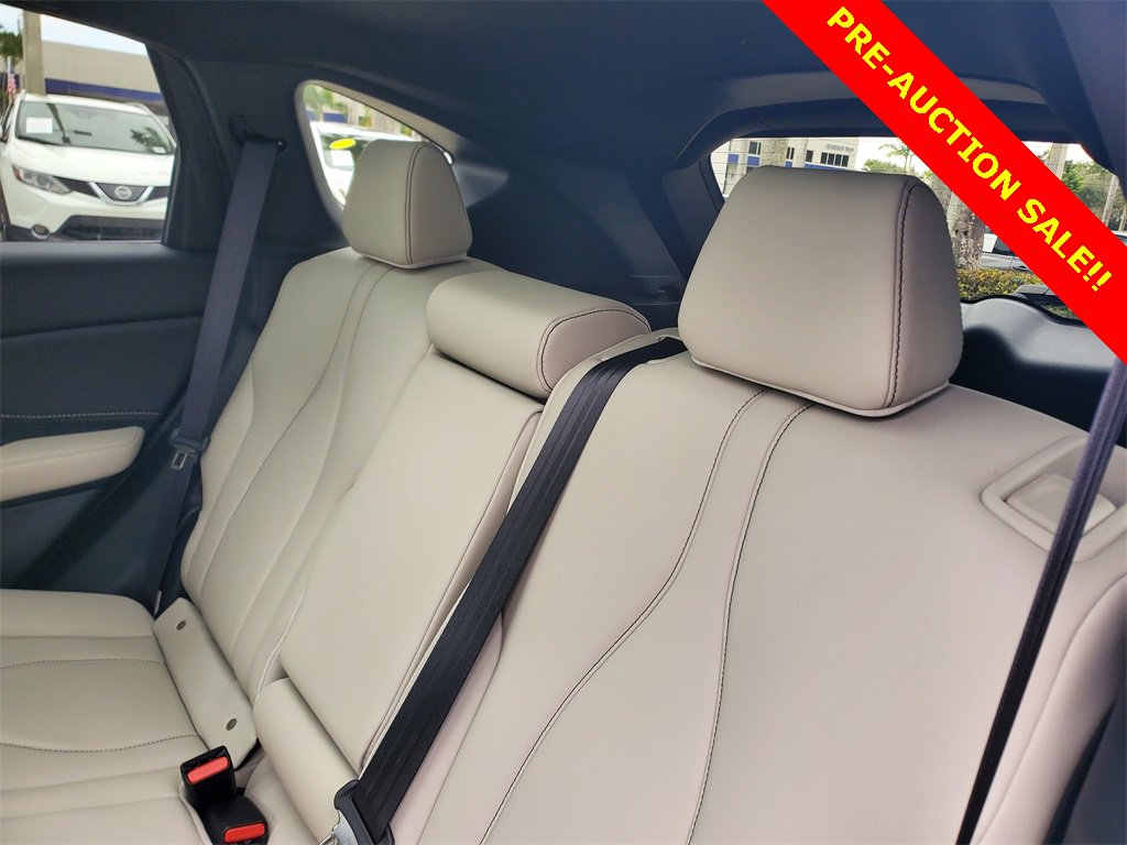 Used 2025 Acura RDX SH-AWD image 13