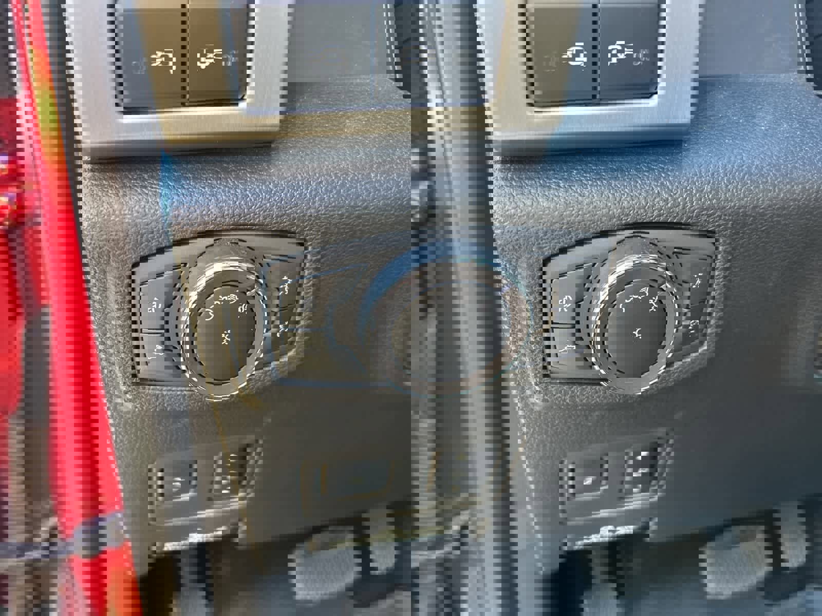 Used 2019 Ford F350 Platinum w/ Platinum Ultimate Package image 49