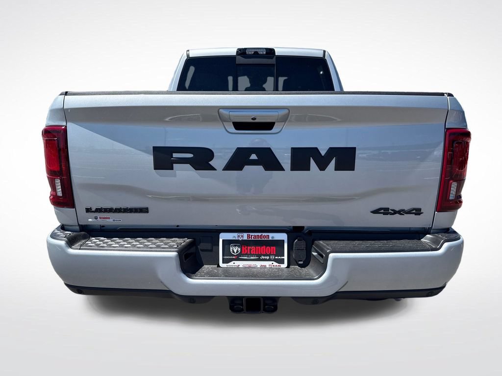 New 2026 RAM 2500 Laramie w/ Night Edition AWD/4WD image 4