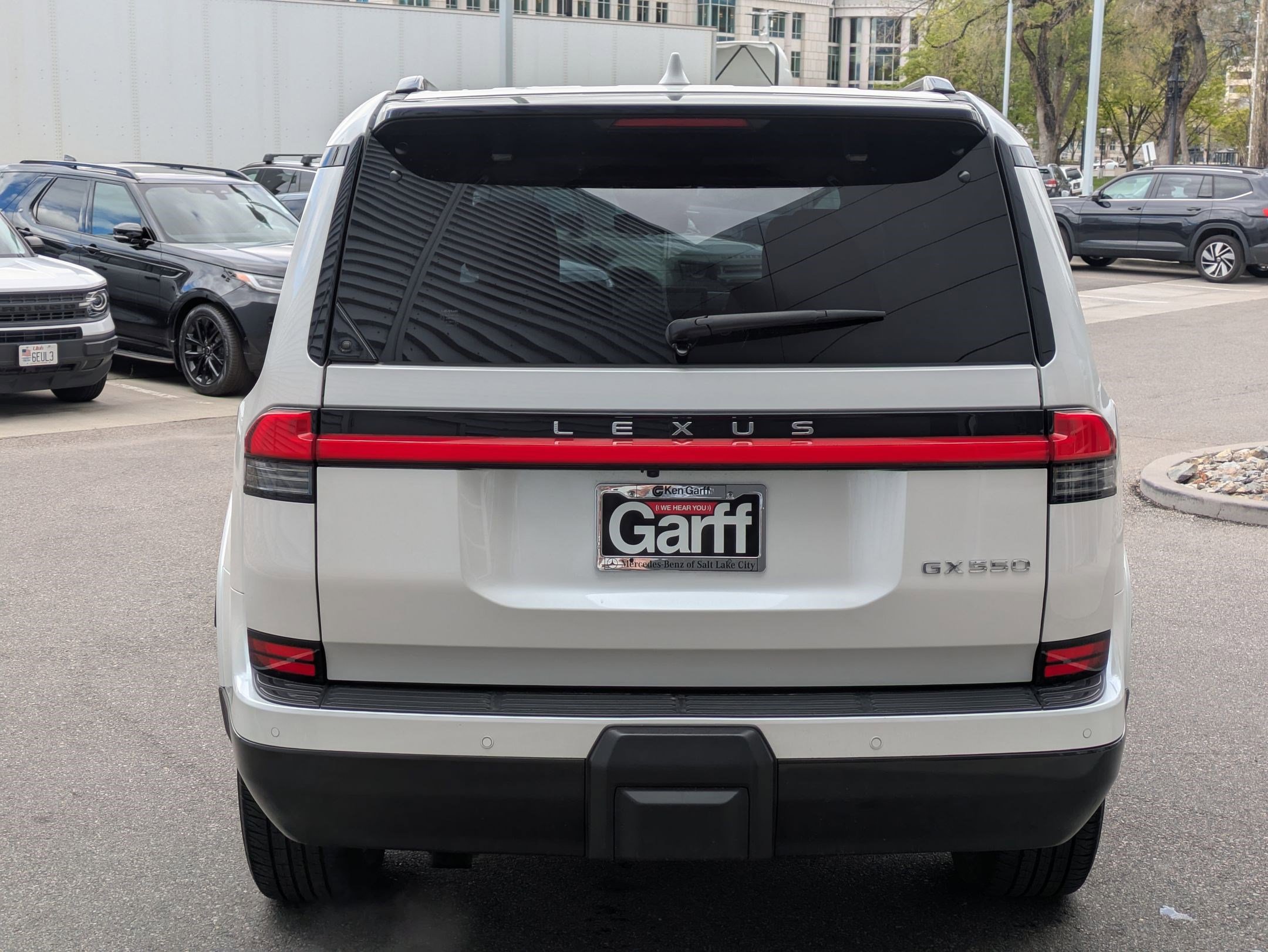 Used 2024 Lexus GX 550 w/ Accessory Package (Z1) image 4