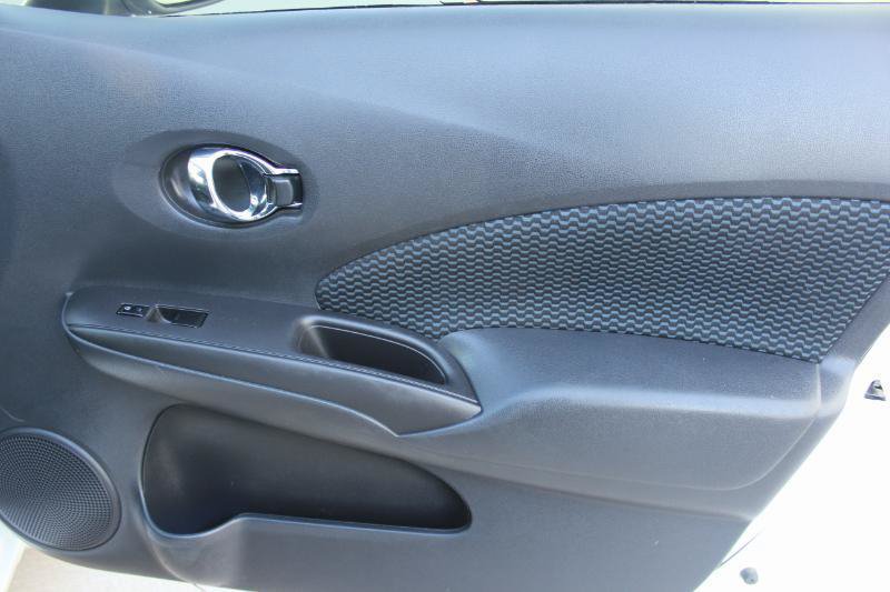 Used 2016 Nissan Versa Note SV FWD image 19