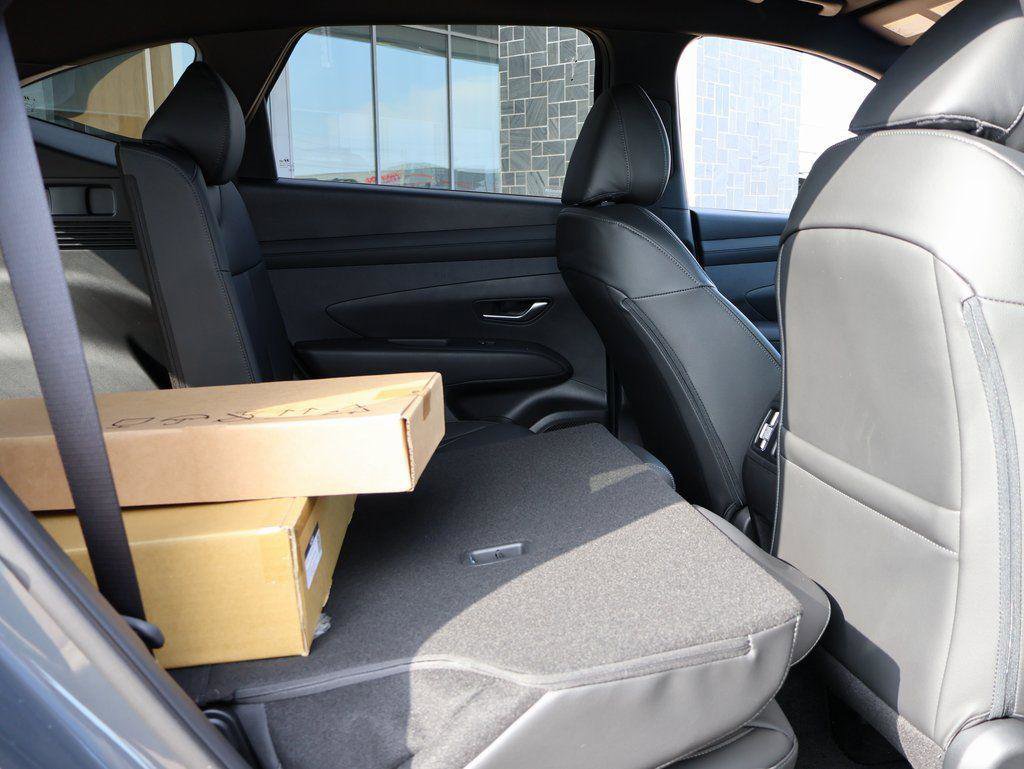 New 2026 Hyundai Tucson XRT image 13