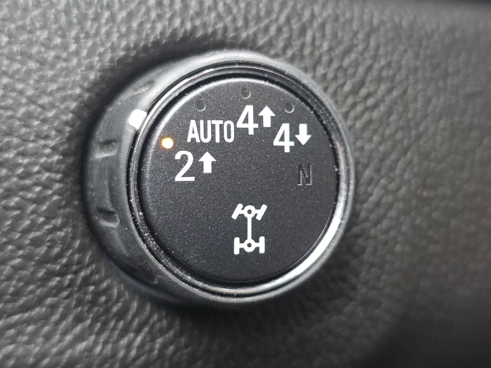 Used 2020 GMC Canyon All Terrain w/ Trailering Package image 9