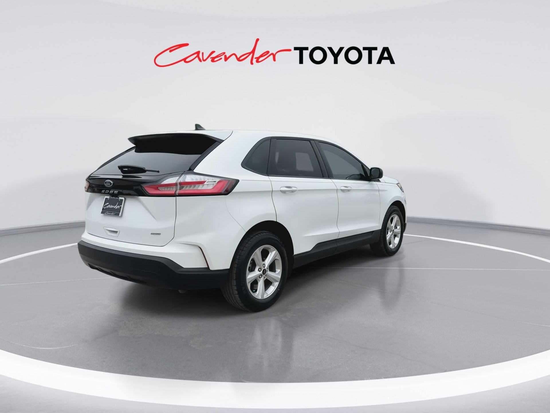 Used 2024 Ford Edge SE AWD/4WD image 8