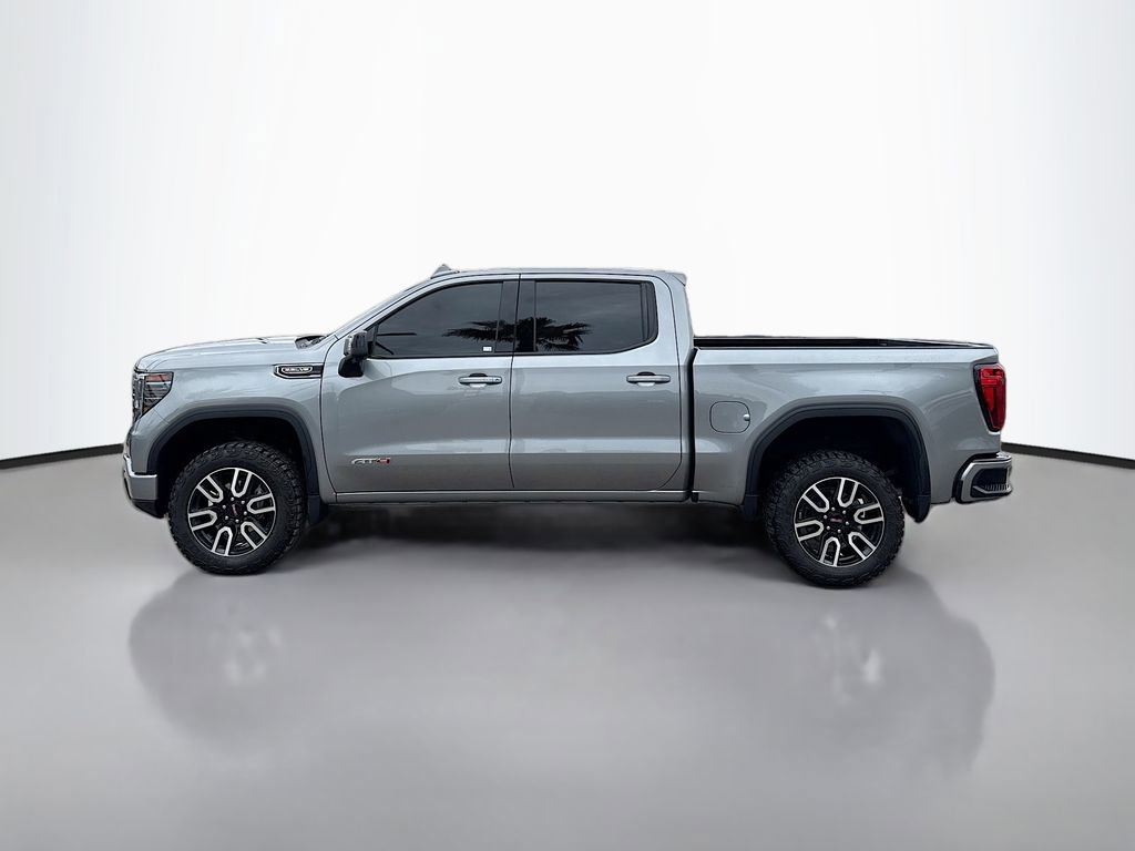 Used 2025 GMC Sierra 1500 AT4 image 4