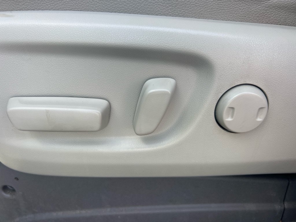 Used 2020 Toyota Sienna XLE AWD/4WD image 22