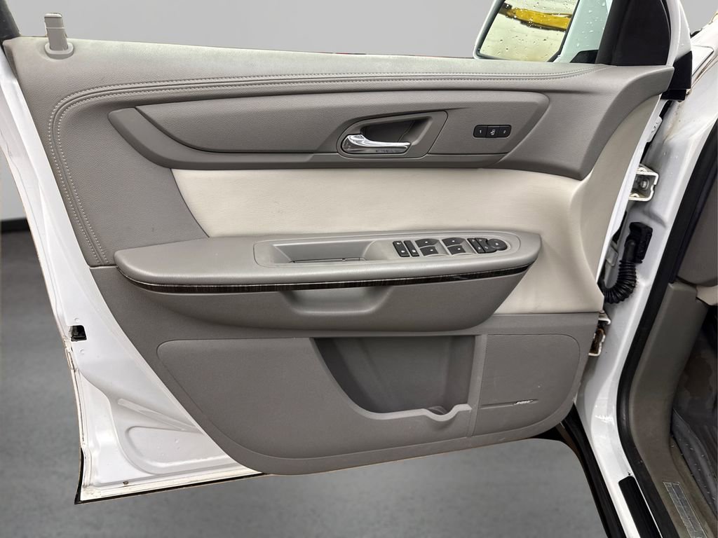 Used 2017 GMC Acadia Limited SLT image 26