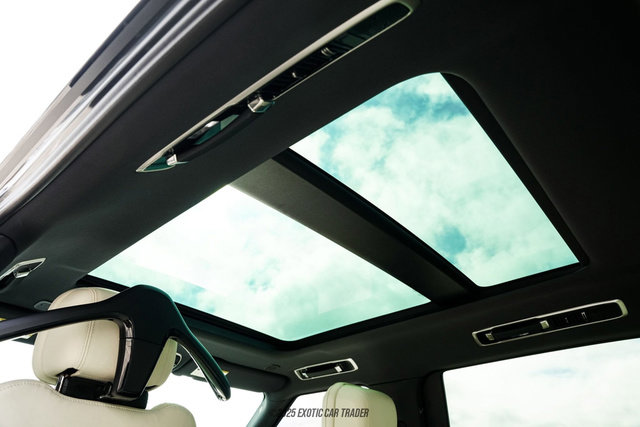 Used 2025 Land Rover Range Rover Long Wheelbase SE image 51