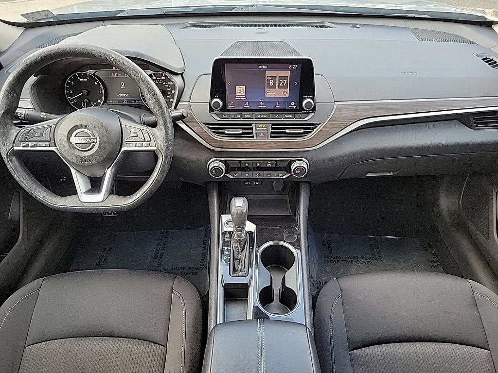 Used 2024 Nissan Altima 2.5 SV FWD image 19