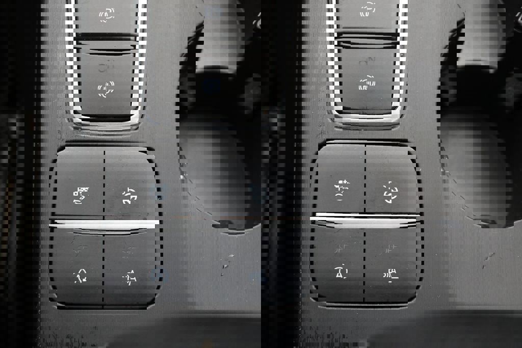 Used 2022 Ford Escape Titanium w/ Titanium Elite Package image 27