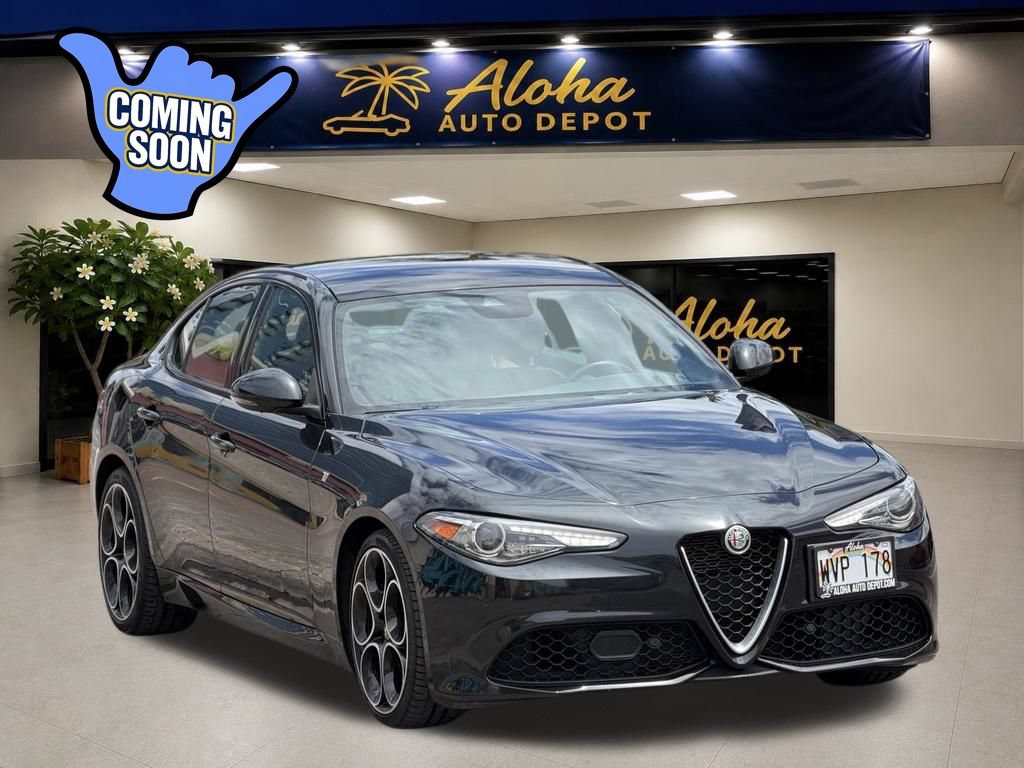 Used 2022 Alfa Romeo Giulia Ti RWD image 6