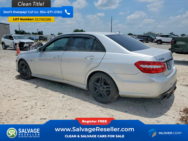 Used 2012 Mercedes-Benz E 550 4MATIC Sedan image 3