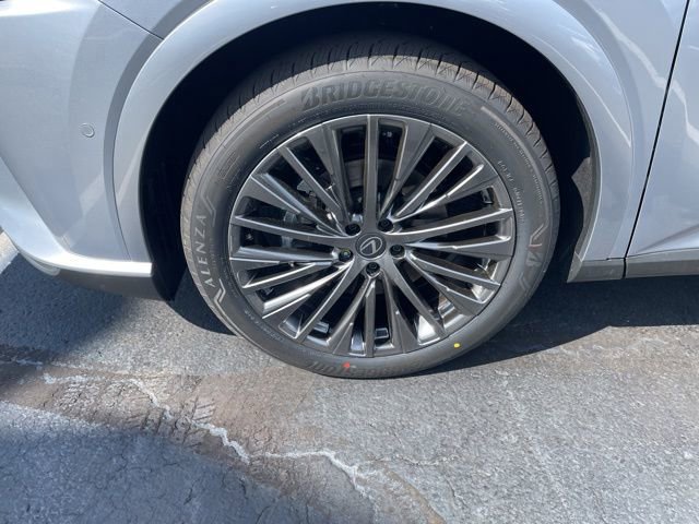 New 2026 Lexus RX 450h AWD image 9