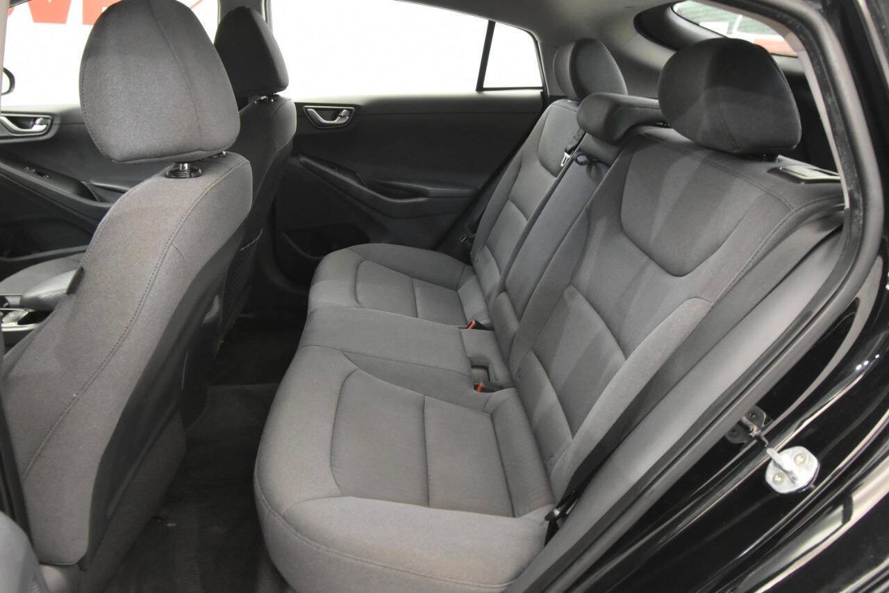 Used 2020 Hyundai Ioniq SE image 14