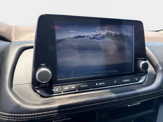 Used 2023 Nissan Rogue SV AWD/4WD image 21