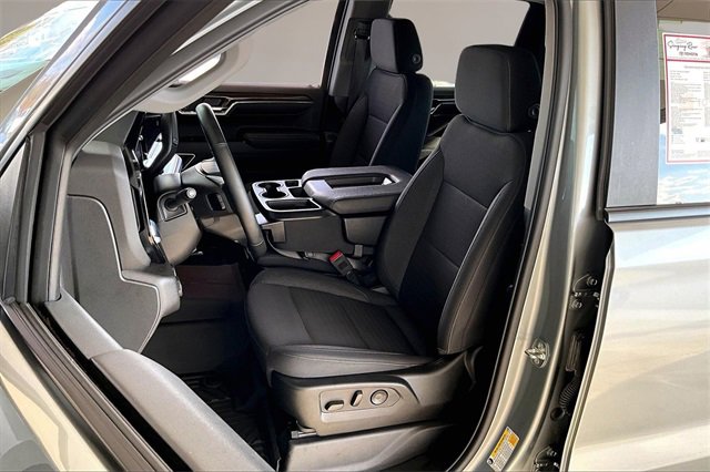 Used 2024 Chevrolet Silverado 1500 LT image 18